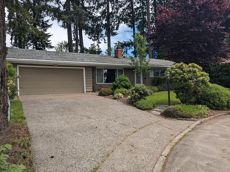 12925 NW Westlawn Ter — Photo 16