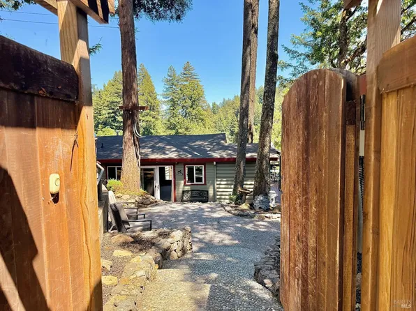 12400 Westside Road, Forestville, CA 95436