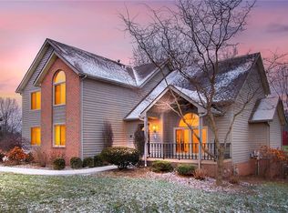 4525 Leawood Dr NE, Canton, OH 44714
