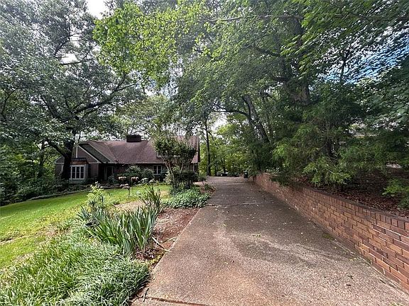 2nd image of 3177 Aycliff Ct