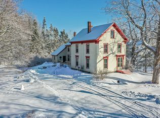 16 Union Street, Searsport, ME 04974