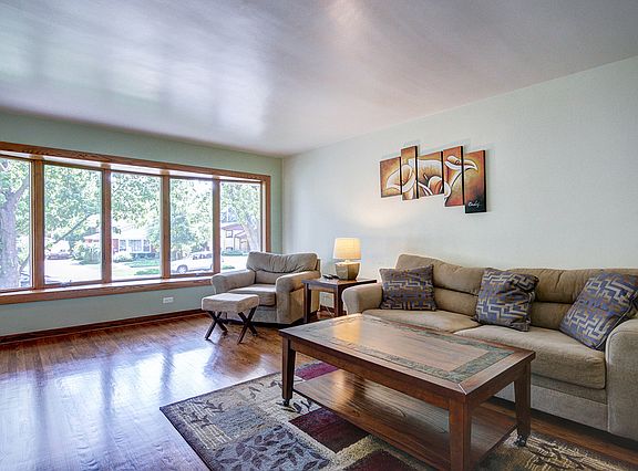 4th image of 10512 S Kolin Ave