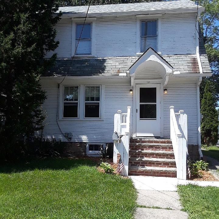 1st image of 731 Arcadia Ave