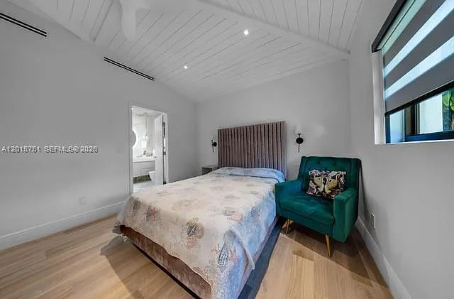 1141 NE 90th St — Photo 37