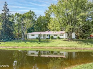 1697 Plateau Rd, Crossville, TN 38571