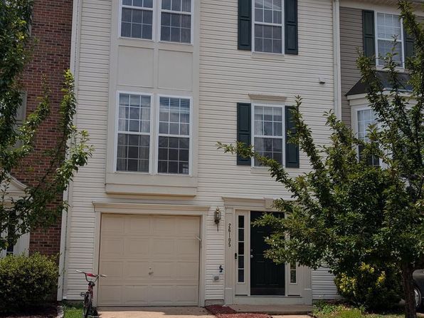 26105 Lands End Dr