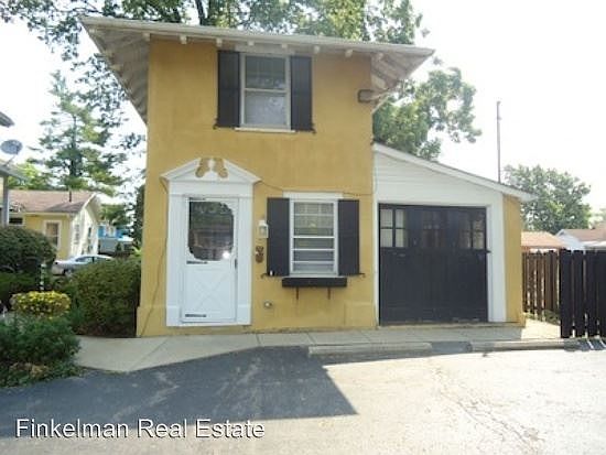 1st image of 1109 Nelbar St