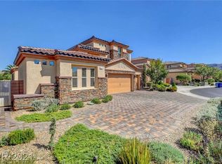 252 Goldstar St, Henderson, NV 89012