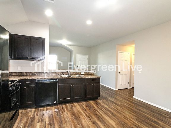 5th image of 1870 Bliss Cir