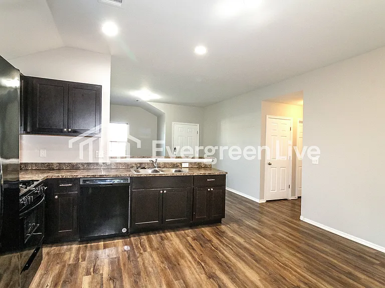 1870 Bliss Cir — Photo 5