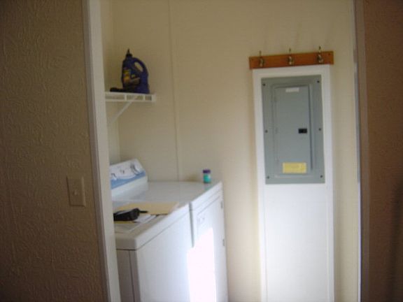 4th image of 415 Duck Mountain Ln