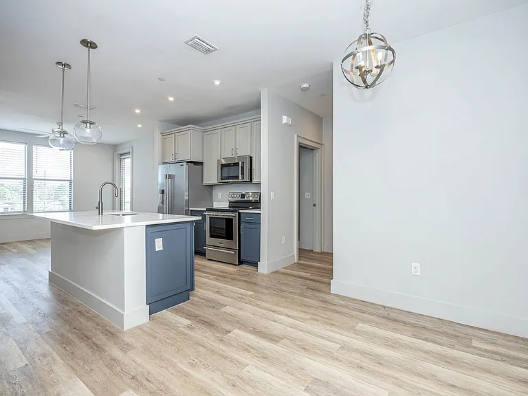 2501 Bienville Blvd #424 — Photo 6