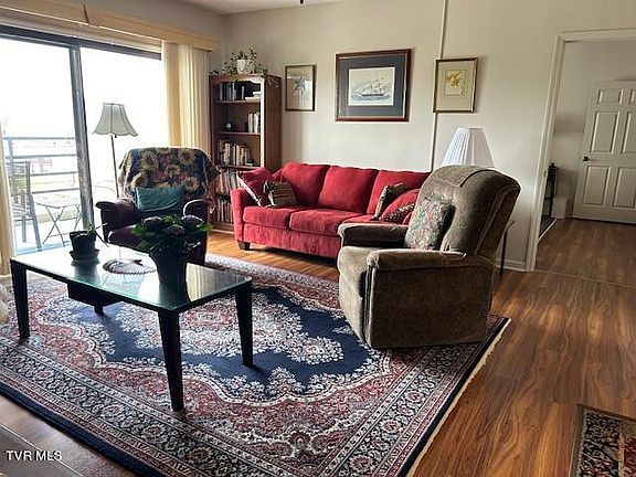 2nd image of 1585 Fort Henry Dr APT 5D