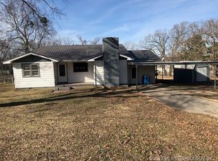 205 N H Ave, Crowder, OK 74430