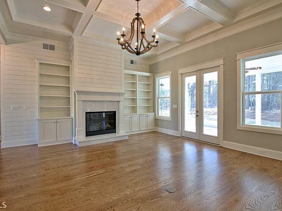 3rd image of 347 Archway Ln