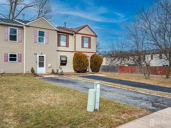 2nd image of 112 Redbud Rd