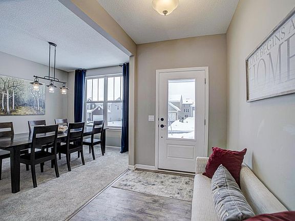 2nd image of 5049 Sandpebble Ln