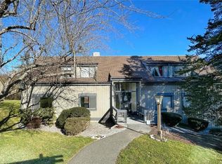 270 Heritage Vlg #A, Southbury, CT 06488