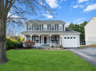 13810 Mapledale Ave, Woodbridge, VA 22193