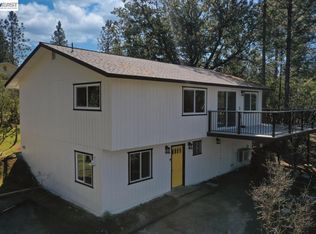 12017 Hillhurst Cir, Groveland, CA 95321