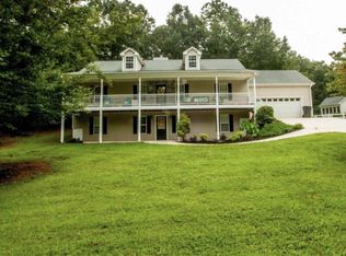141 E Windsor Way, Dawsonville, GA
