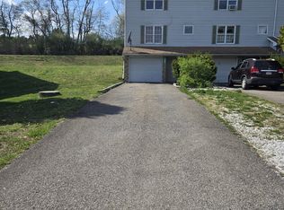 151 Victoria Arms Cir #7, Kunkletown, PA 18058