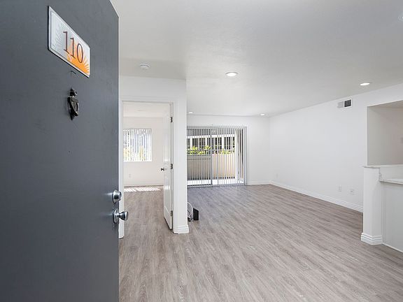 5th image of 4424 & 4454 44th St #110