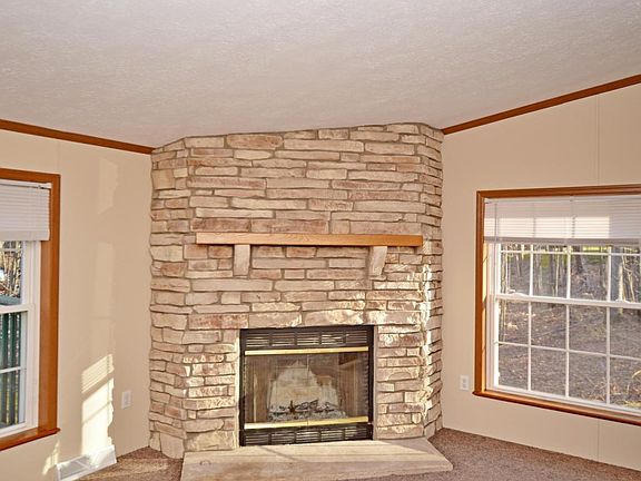 3rd image of 16770 Sagewood Ave