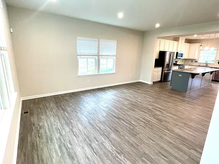 1078 Adair Ave — Photo 14