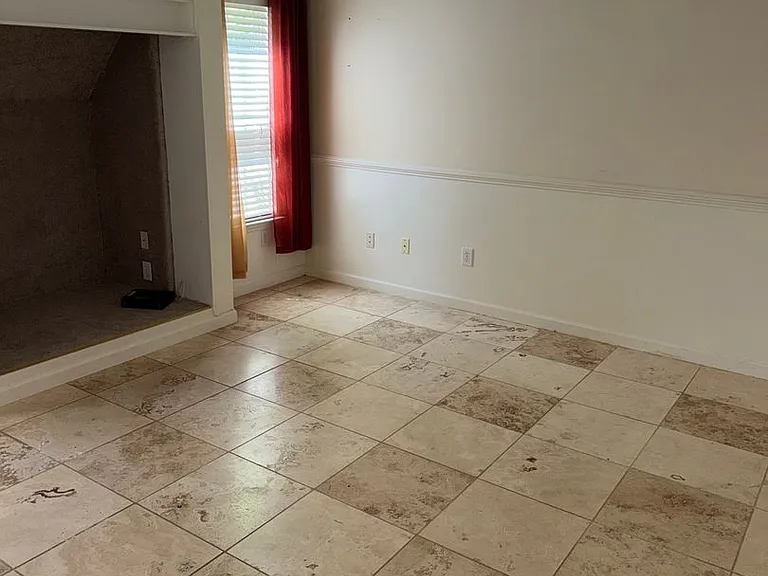 15 Barrymore Ct — Photo 3