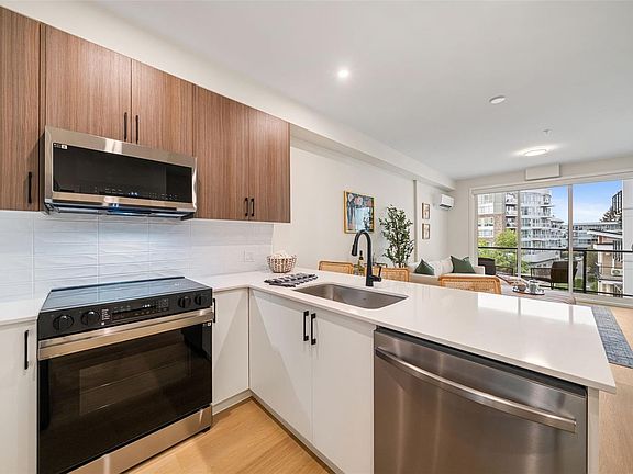 4th image of 2770 Winster Rd #408