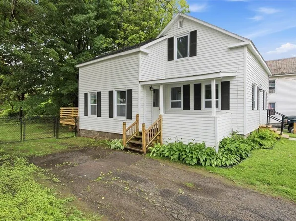 109 County Street, Bennington, VT 05201