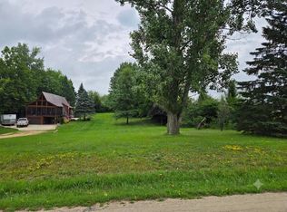 4A62 E Apple Canyon Rd, Apple River, IL 61001