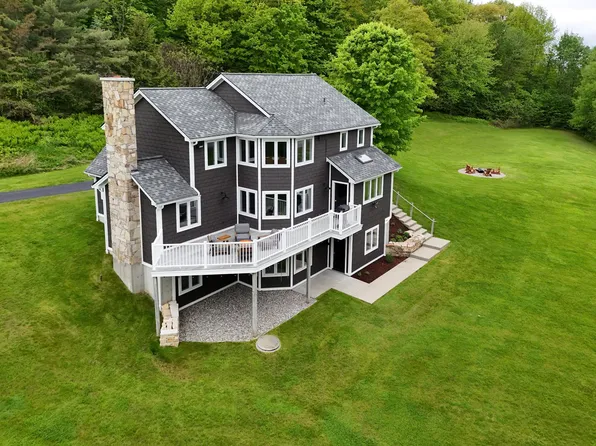 105 Brook Drive, Burlington, VT 05408