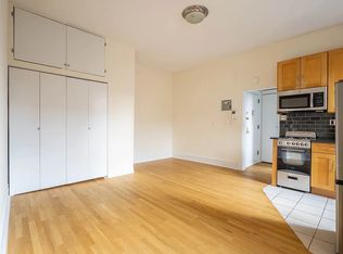 202 W 14th St APT 4R, New York, NY 10011