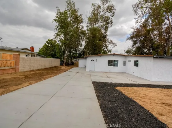 15761 San Bernardino Ave, Fontana, CA 92335