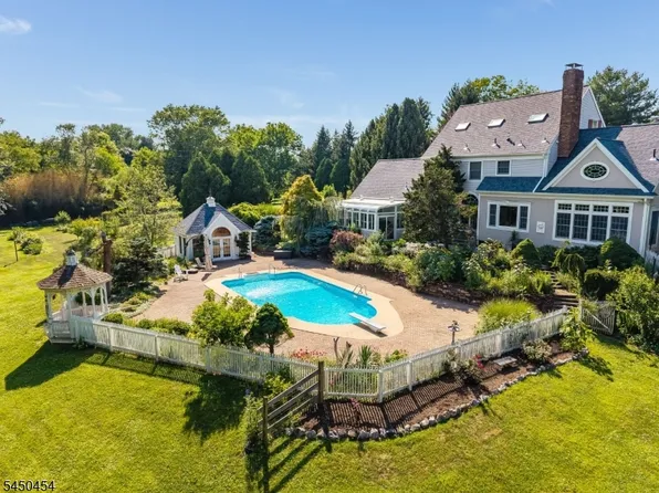 38 Larsen Rd, East Amwell Twp., NJ 08551