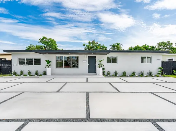 8441 SW 21st St, Miami, FL 33155