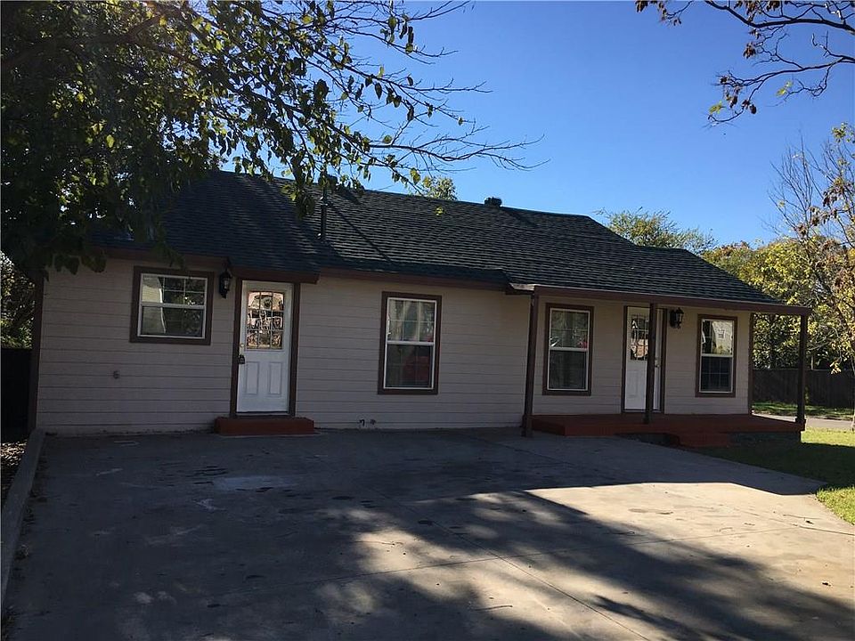 1st image of 1650 Long Ave