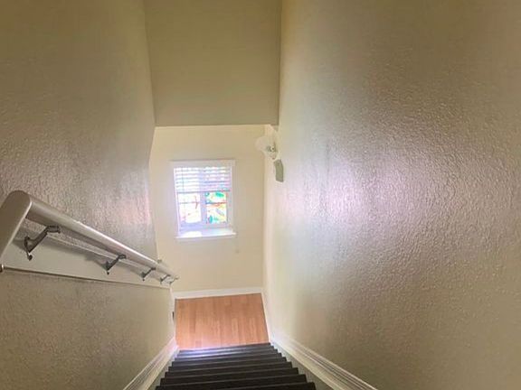 5th image of 9829 Meadow Field Cir