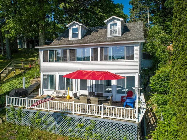 12447 Woodland Park Dr NE, Belding, MI 48809