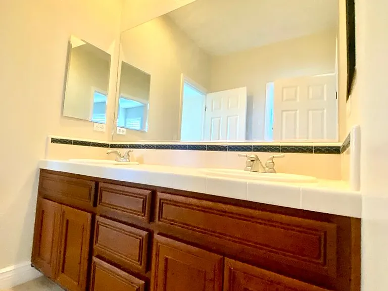 3603 Fieldview Ct — Photo 32