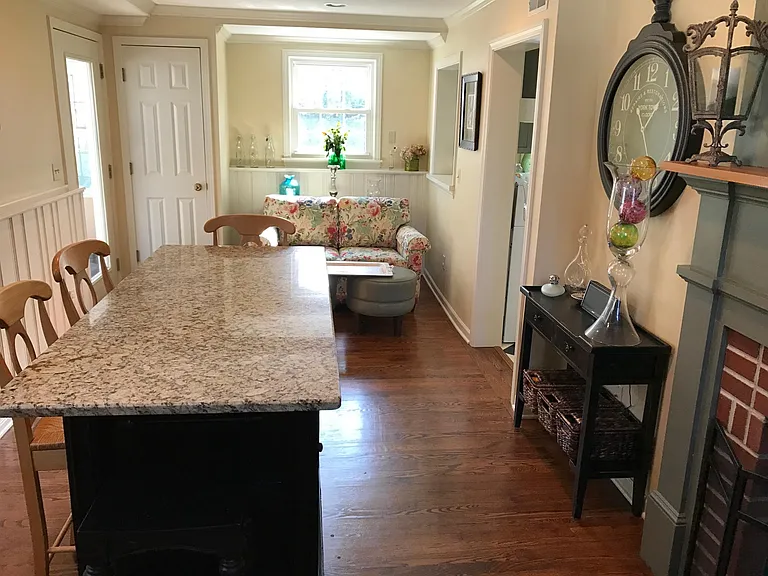 176 Elm St — Photo 4
