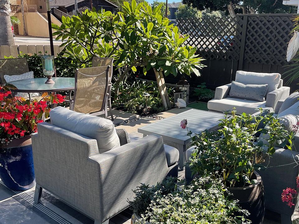 Front Patio looking toward the street