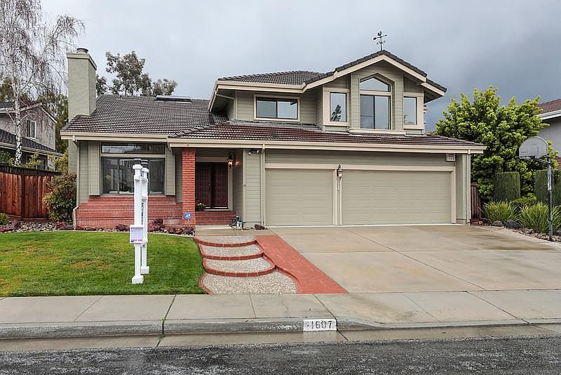 1st image of 1607 Pam Ln
