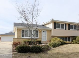 606 Groen Ln, Schaumburg, IL 60193