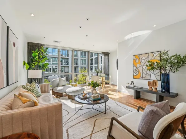 255 Berry St APT 512, San Francisco, CA 94158