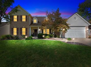1521 Heritage Manor Ct, Saint Charles, MO 63303