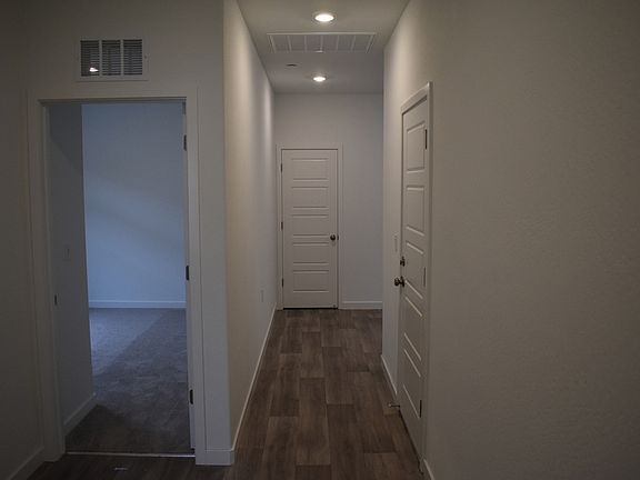 5th image of 4470 N San Clemente Ave