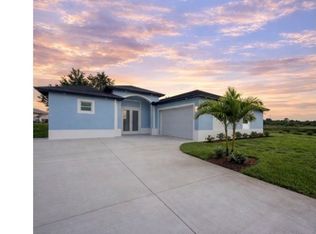 900 Sunniland Blvd W, Lehigh Acres, FL 33971